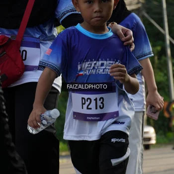 Runner Photo 3479109