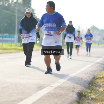 Runner Photo 3479126