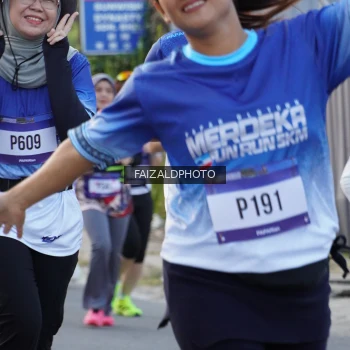 Runner Photo 3479240