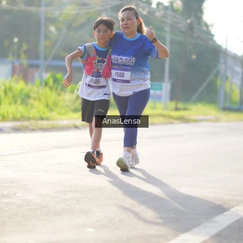 Runner Photo 3479257