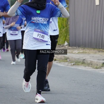 Runner Photo 3479287