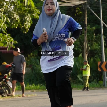 Runner Photo 3479325