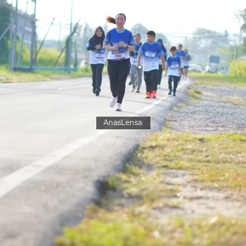 Runner Photo 3479346