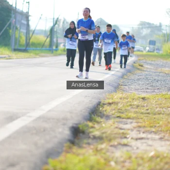 Runner Photo 3479349