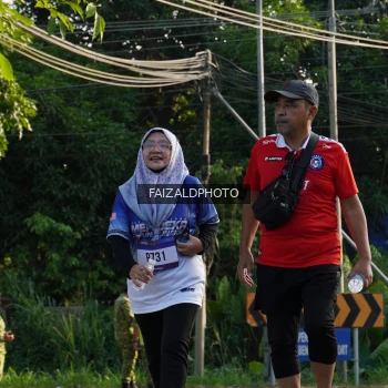 Runner Photo 3479354