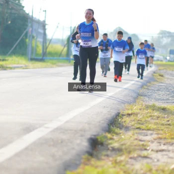 Runner Photo 3479355