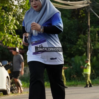 Runner Photo 3479356