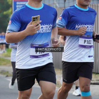 Runner Photo 3479358