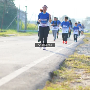 Runner Photo 3479364