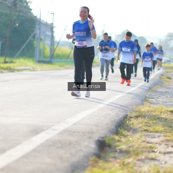Runner Photo 3479368