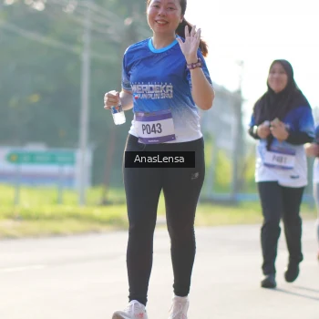 Runner Photo 3479375