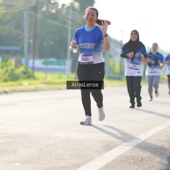 Runner Photo 3479377