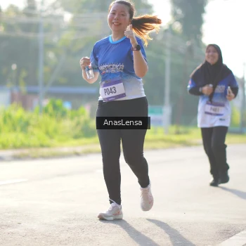 Runner Photo 3479396