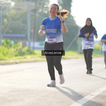 Runner Photo 3479397