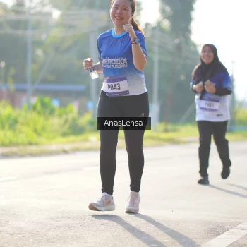 Runner Photo 3479401