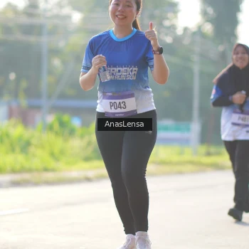 Runner Photo 3479402