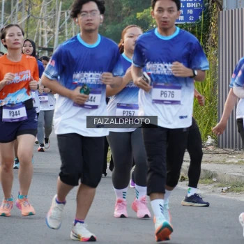 Runner Photo 3479409