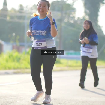 Runner Photo 3479412