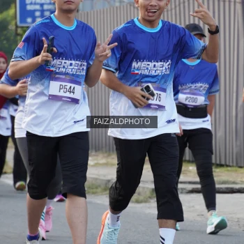 Runner Photo 3479423