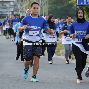 Runner Photo 3479463