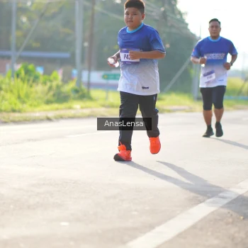 Runner Photo 3479479