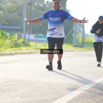 Runner Photo 3479502