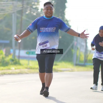 Runner Photo 3479517