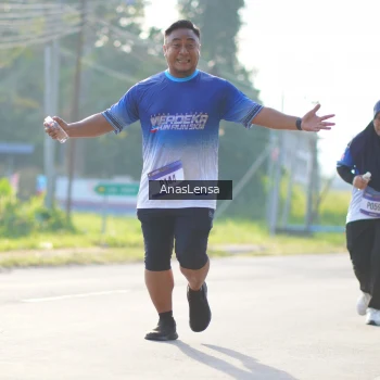 Runner Photo 3479525