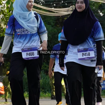 Runner Photo 3479543