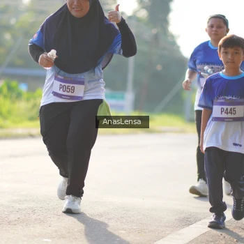 Runner Photo 3479557