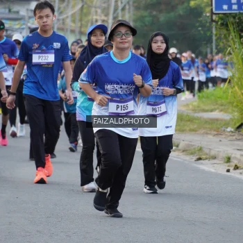 Runner Photo 3479563