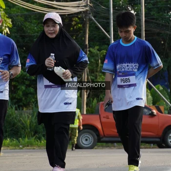 Runner Photo 3479565