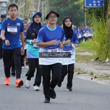 Runner Photo 3479566