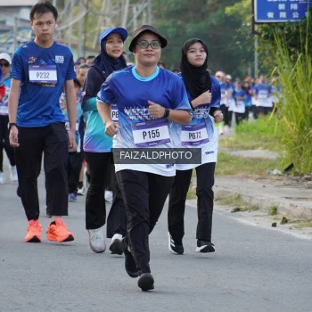 Runner Photo 3479567