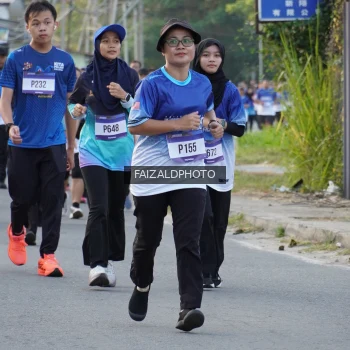 Runner Photo 3479568