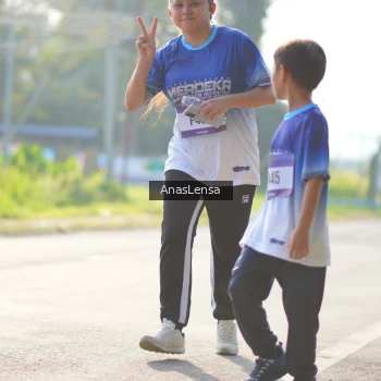 Runner Photo 3479569