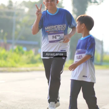Runner Photo 3479579