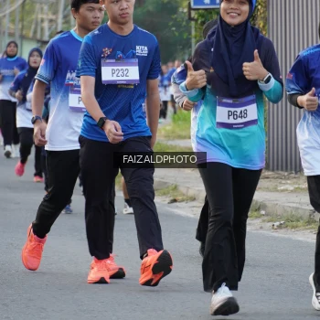 Runner Photo 3479615