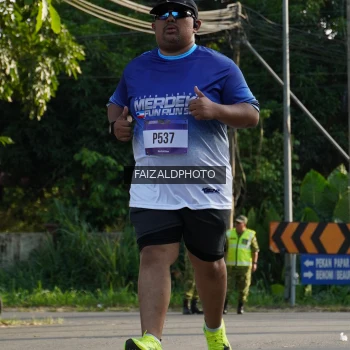 Runner Photo 3479645