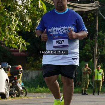 Runner Photo 3479664
