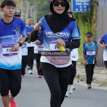 Runner Photo 3479669