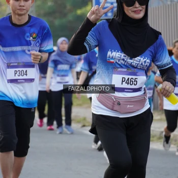 Runner Photo 3479691