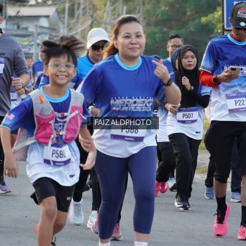 Runner Photo 3479727