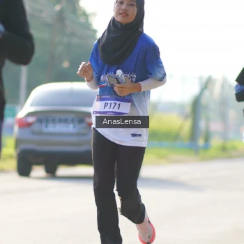 Runner Photo 3479752