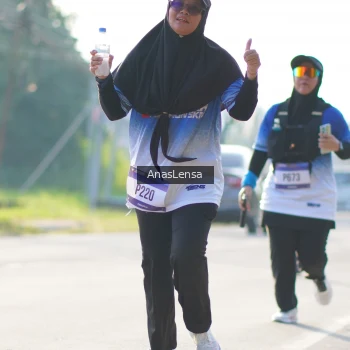Runner Photo 3479753