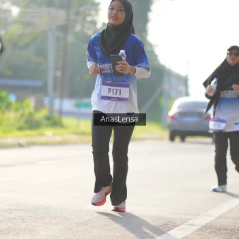 Runner Photo 3479754