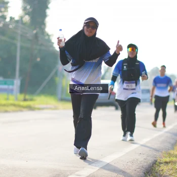 Runner Photo 3479756