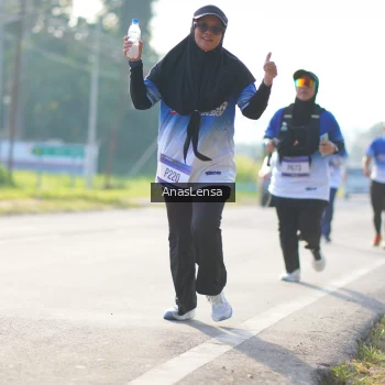 Runner Photo 3479770