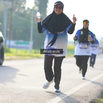 Runner Photo 3479775