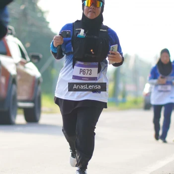 Runner Photo 3479787
